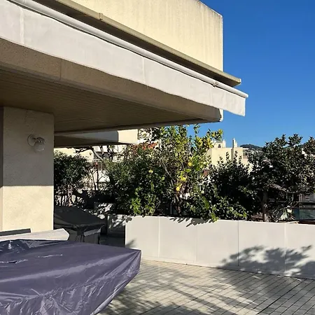 Sur Le Toit Au Centre De 公寓 戛纳