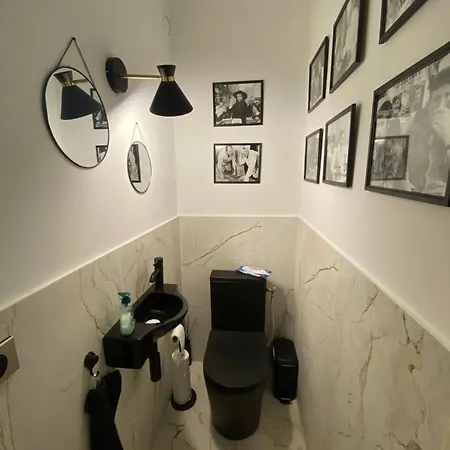 Sur Le Toit Au Centre De * Cannes